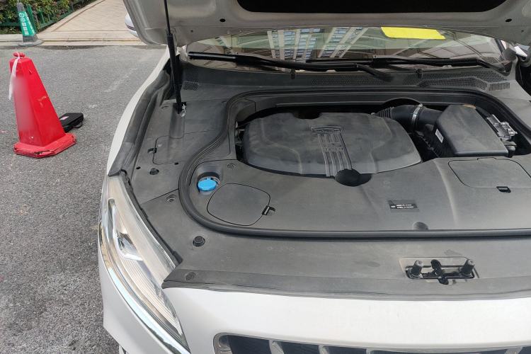 Used Geely Auto Emgrand GT 2020 1.5T MHEV Yaoxiang Edition Engine Bay Right