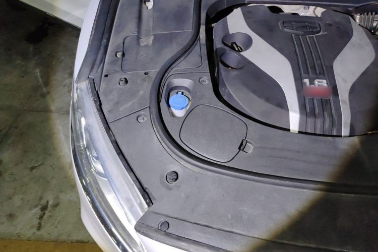 Used Geely Auto Emgrand GT 2020 1.8T Flagship Edition Engine Bay Right