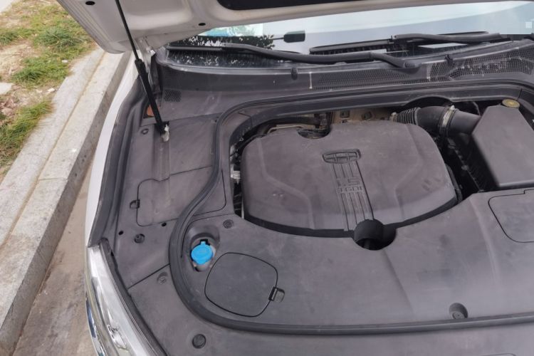 Used Geely Auto Emgrand GT 2020 1.5T MHEV Yaoxiang Edition Engine Bay Right