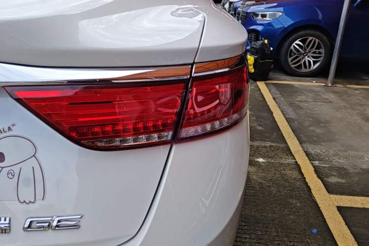 Used Geely Auto Emgrand GT 2020 Revised 1.8T Navigation Edition Exterior 3