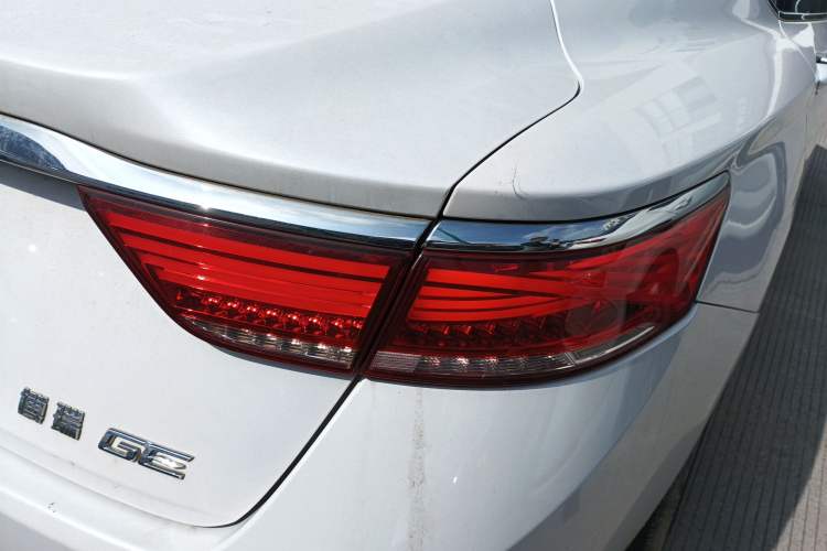 Used Geely Auto Emgrand GT 2020 Revised 1.8T Navigation Edition Exterior 3
