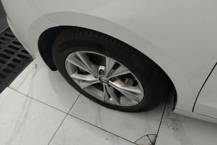 Used Geely Auto Emgrand GT 2020 1.5T MHEV Yaoxiang Edition Exterior 4