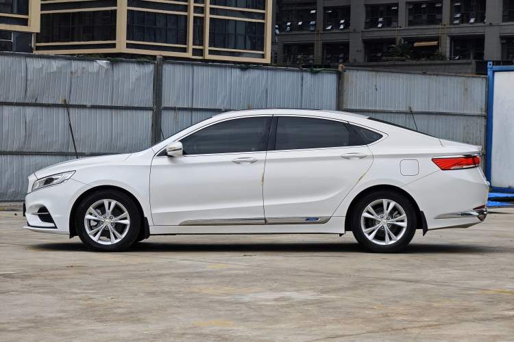 Used Geely Auto Emgrand GT 2020 1.5T MHEV Yaoxiang Edition Exterior 6