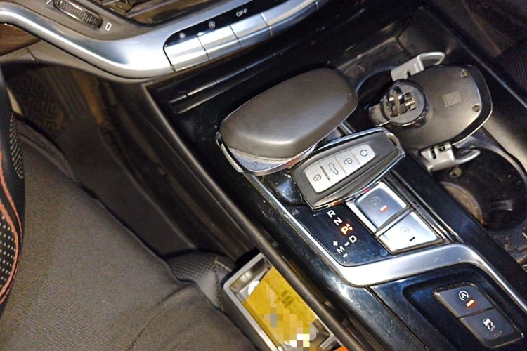 Used Geely Auto Emgrand GT 2020 1.5T MHEV Yaoxiang Edition Gear Lever