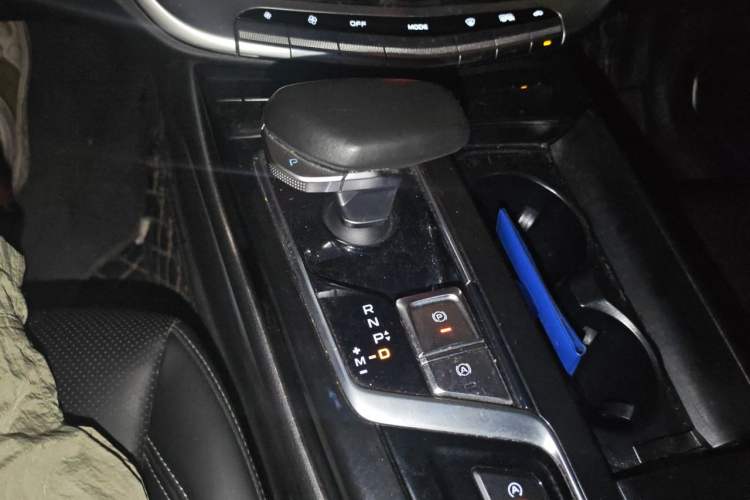 Used Geely Auto Emgrand GT 2020 1.5T MHEV Yaoxiang Edition Gear Lever