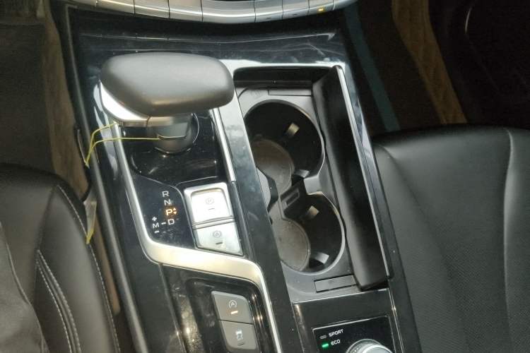 Used Geely Auto Emgrand GT 2020 1.5T MHEV Yaoxiang Edition Gear Lever