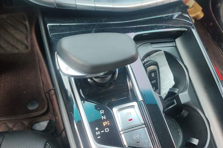 Used Geely Auto Emgrand GT 2020 1.5T MHEV Yaoxiang Edition Gear Lever