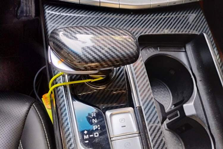 Used Geely Auto Emgrand GT 2020 1.5T MHEV Yaoxiang Edition Gear Lever