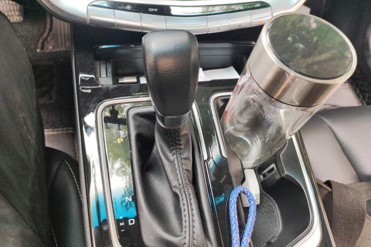 Used Geely Auto Emgrand GT 2020 1.8T Flagship Edition Gear Lever
