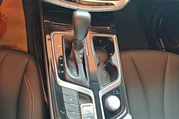 Used Geely Auto Emgrand GT 2020 Revised 1.8T Navigation Edition Gear Lever