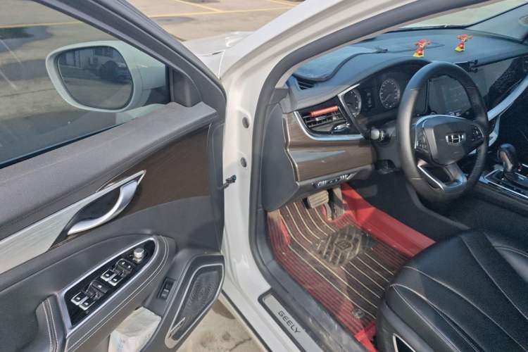 Used Geely Auto Emgrand GT 2020 Revised 1.8T Navigation Edition Interior 3