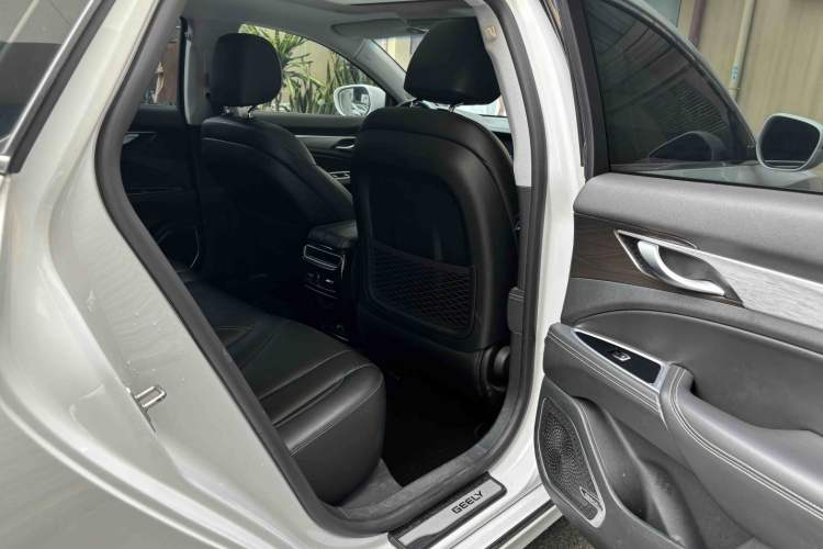 Used Geely Auto Emgrand GT 2020 Revised 1.8T Navigation Edition Interior 3