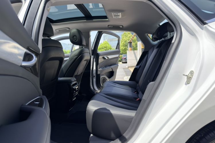 Used Geely Auto Emgrand GT 2020 Revised 1.8T Navigation Edition Interior 6
