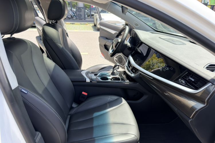 Used Geely Auto Emgrand GT 2020 Revised 1.8T Navigation Edition Interior 9