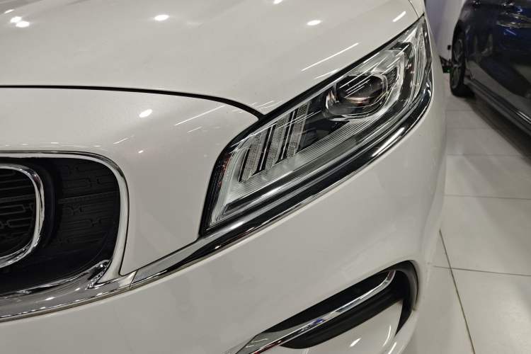 Used Geely Auto Emgrand GT 2020 Revised 1.8T Navigation Edition Left Front Headlight