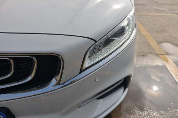 Used Geely Auto Emgrand GT 2020 Revised 1.8T Navigation Edition Left Front Headlight