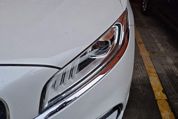 Used Geely Auto Emgrand GT 2020 Revised 1.8T Navigation Edition Left Front Headlight