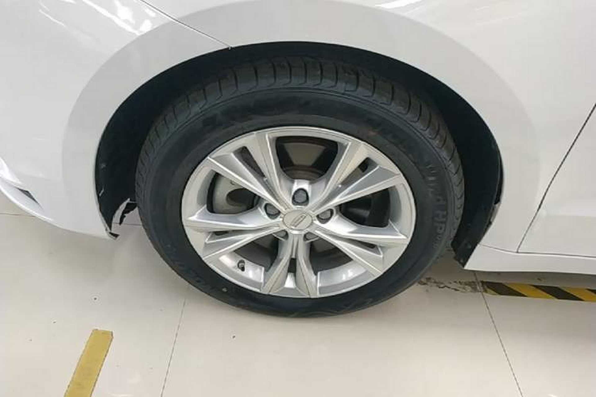 Used Geely Auto Emgrand GT 2020 Revised 1.8T Navigation Edition Left Front Wheel Hub