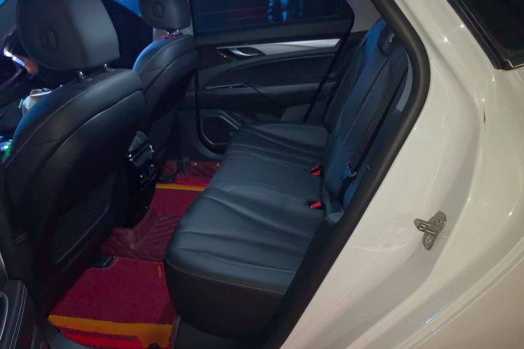 Used Geely Auto Emgrand GT 2020 1.5T MHEV Yaoxiang Edition Left Rear Seat