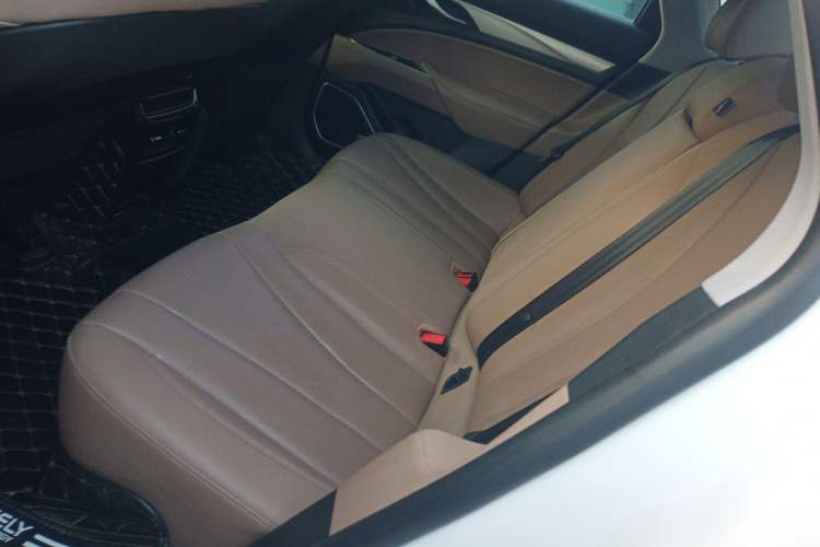 Used Geely Auto Emgrand GT 2020 1.5T MHEV Yaozhi Edition Left Rear Seat