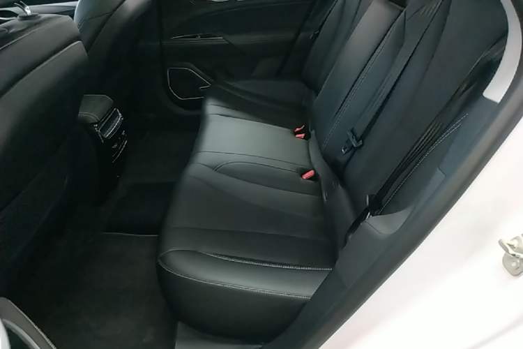 Used Geely Auto Emgrand GT 2020 Revised 1.8T Navigation Edition Left Rear Seat