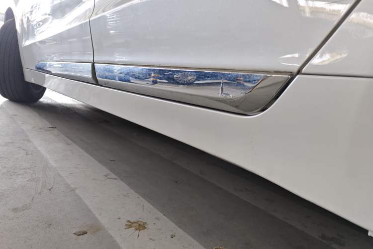 Used Geely Auto Emgrand GT 2020 1.8T Flagship Edition Left Side Sill