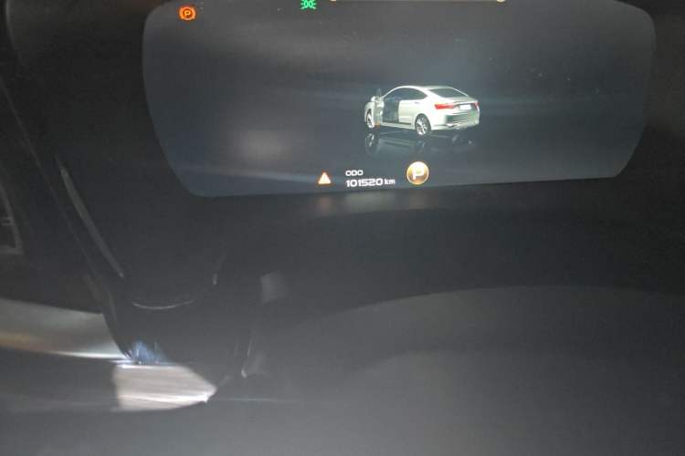 Used Geely Auto Emgrand GT 2020 1.5T MHEV Yaoxiang Edition Odometer Close Up
