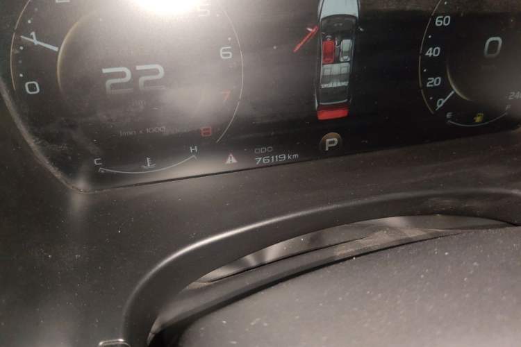 Used Geely Auto Emgrand GT 2020 1.5T MHEV Yaoxiang Edition Odometer Close Up