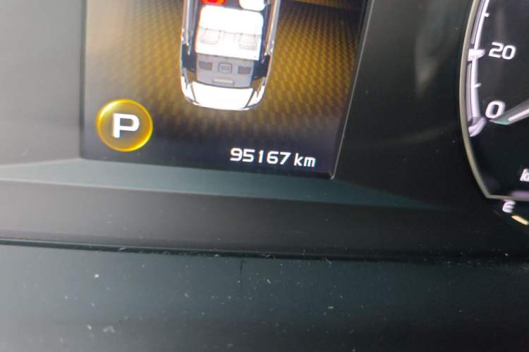 Used Geely Auto Emgrand GT 2020 Revised 1.8T Navigation Edition Odometer Close Up