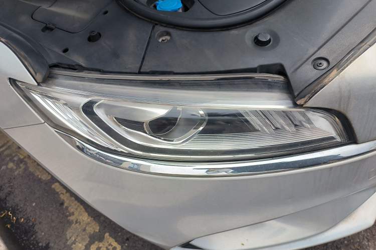 Used Geely Auto Emgrand GT 2020 1.5T MHEV Yaozun Edition Right Front Headlight