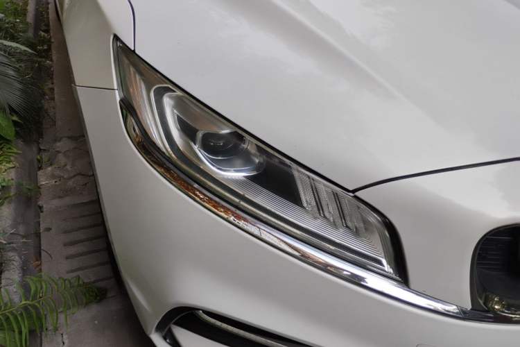 Used Geely Auto Emgrand GT 2020 1.5T MHEV Yaoxiang Edition Right Front Headlight