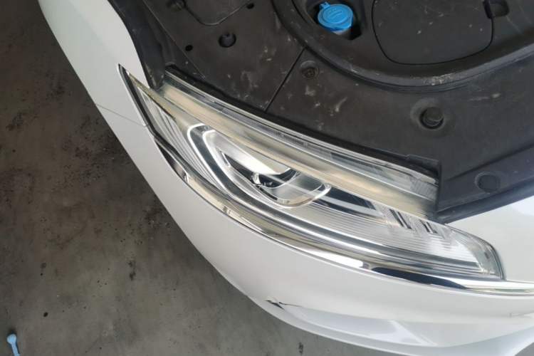 Used Geely Auto Emgrand GT 2020 1.5T MHEV Yaoxiang Edition Right Front Headlight
