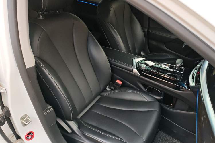 Used Geely Auto Emgrand GT 2020 1.5T MHEV Yaoxiang Edition Right Front Seat