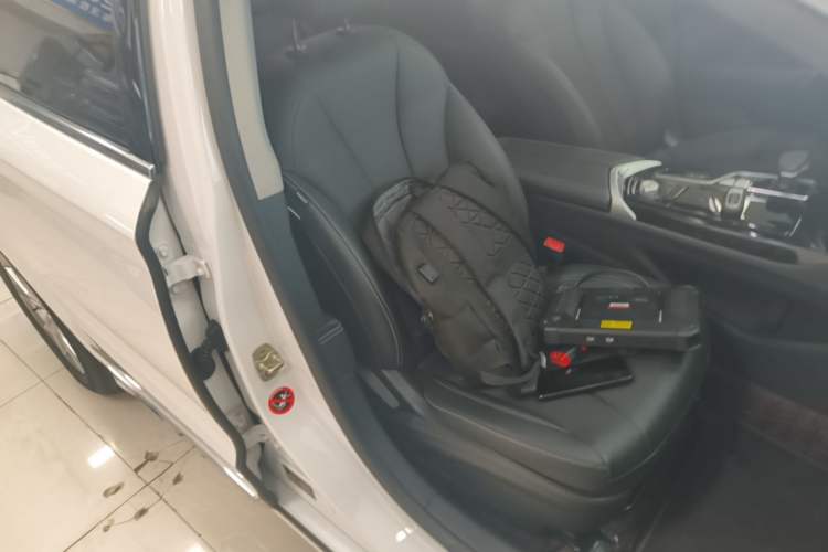 Used Geely Auto Emgrand GT 2020 1.5T MHEV Yaoxiang Edition Right Front Seat