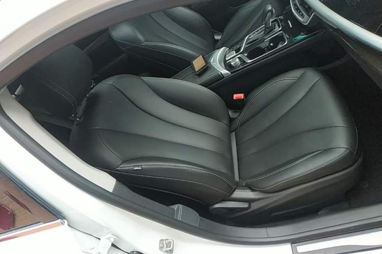 Used Geely Auto Emgrand GT 2020 Revised 1.8T Navigation Edition Right Front Seat