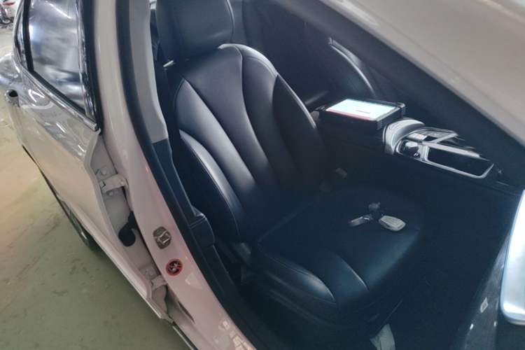 Used Geely Auto Emgrand GT 2020 Revised 1.8T Navigation Edition Right Front Seat