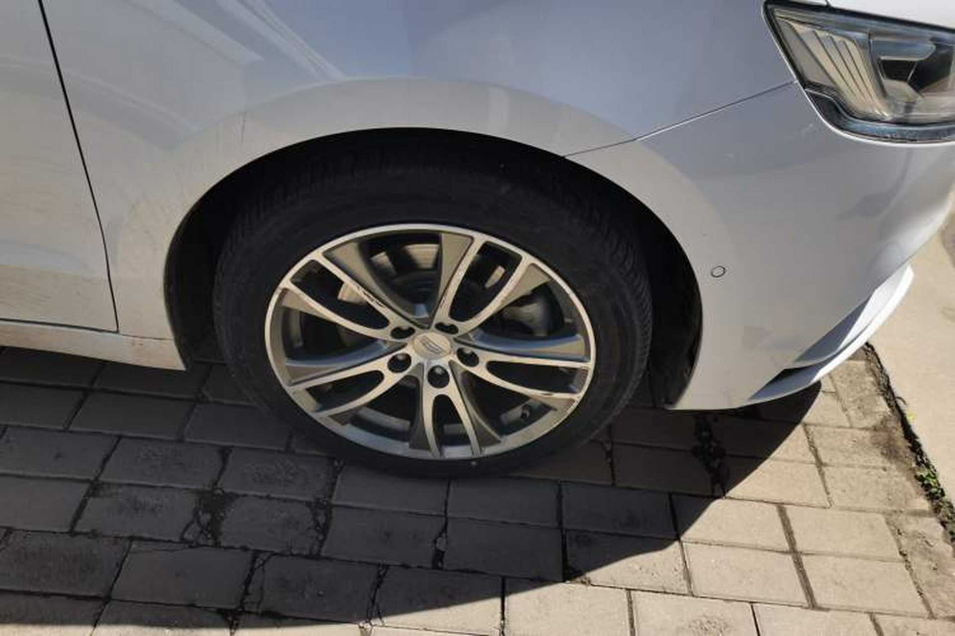 Used Geely Auto Emgrand GT 2020 1.5T MHEV Yaozun Edition Right Front Wheel Hub
