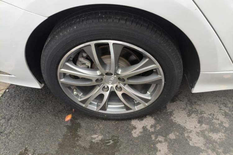 Used Geely Auto Emgrand GT 2020 1.5T MHEV Yaozhi Edition Right Rear Wheel Hub