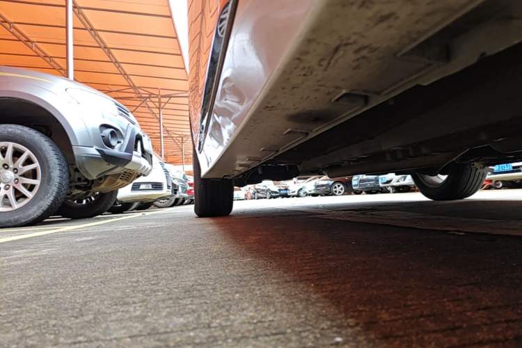 Used Geely Auto Emgrand GT 2020 Revised 1.8T Navigation Edition Right Side Sill