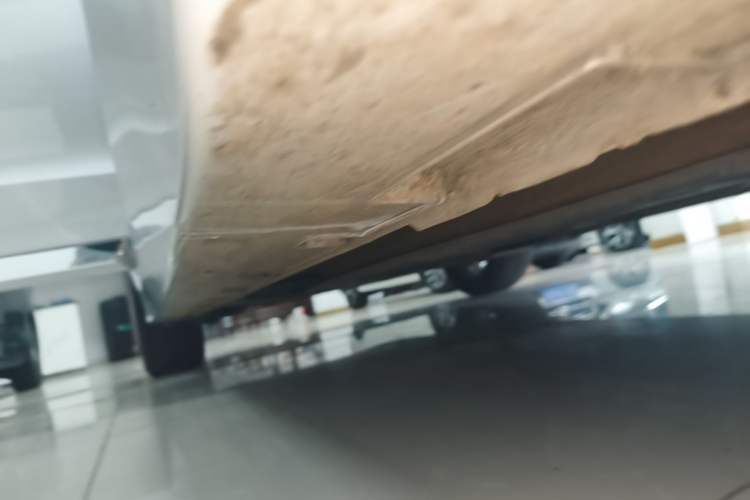 Used Geely Auto Emgrand GT 2020 1.5T MHEV Yaoxiang Edition Right Side Sill