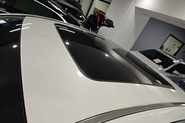 Used Geely Auto Emgrand GT 2020 Revised 1.8T Navigation Edition Roof