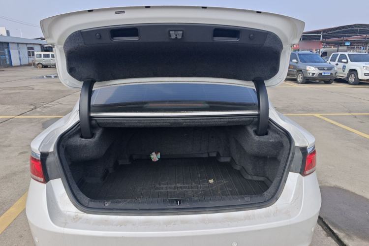 Used Geely Auto Emgrand GT 2020 Revised 1.8T Navigation Edition Trunk