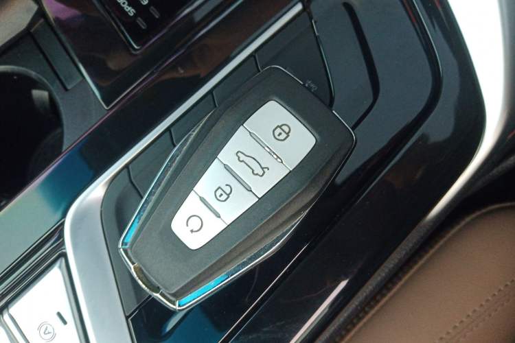 Used Geely Auto Emgrand GT 2020 1.5T MHEV Yaozhi Edition Vehicle Key