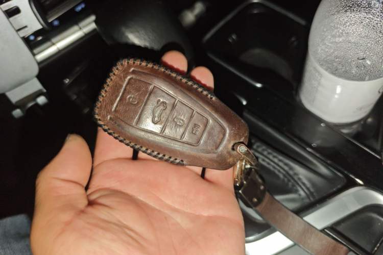 Used Geely Auto Emgrand GT 2020 Revised 1.8T Navigation Edition Vehicle Key