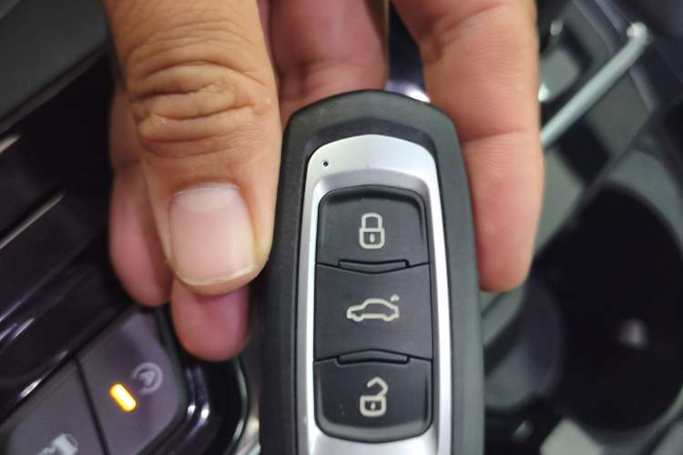 Used Geely Auto Emgrand GT 2020 1.5T MHEV Yaoxiang Edition Vehicle Key