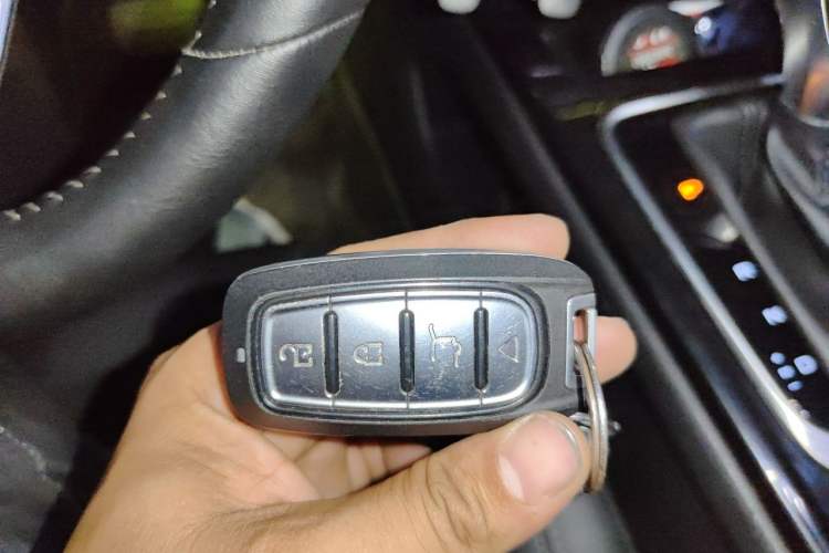 Used Geely Auto Emgrand GT 2020 1.8T Flagship Edition Vehicle Key