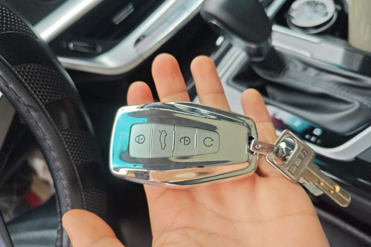 Used Geely Auto Emgrand GT 2020 Revised 1.8T Navigation Edition Vehicle Key