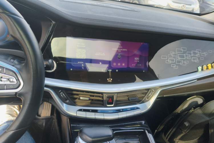 Used Geely Auto Emgrand GT 2021 1.8T Flagship Edition+ Audio And AC Panel
