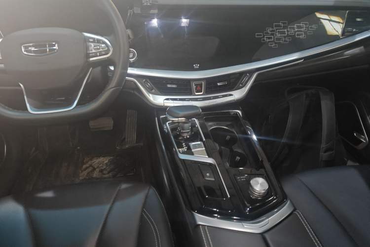 Used Geely Auto Emgrand GT 2021 1.8T Flagship Edition+ Audio And AC Panel
