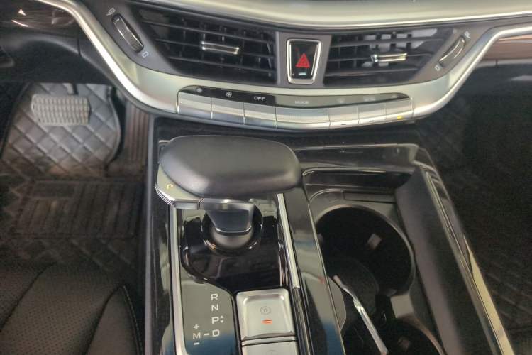 Used Geely Auto Emgrand GT 2021 1.8T Flagship Edition+ Audio And AC Panel
